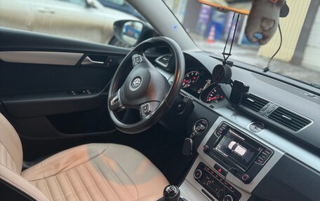 Volkswagen Passat B7, 2011 год, 800 000 рублей, 14 фотография