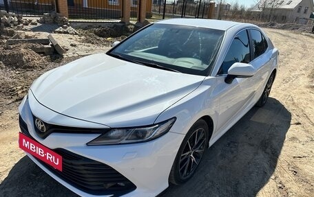 Toyota Camry, 2018 год, 2 750 000 рублей, 2 фотография