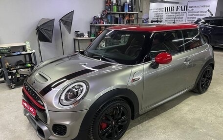 MINI Hatch, 2017 год, 2 430 000 рублей, 1 фотография