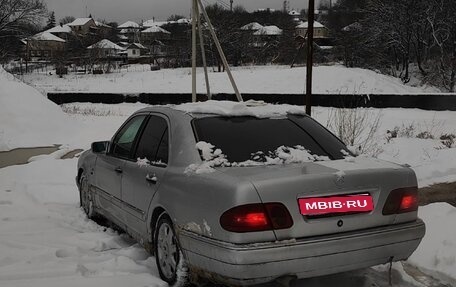 Mercedes-Benz E-Класс, 1997 год, 170 000 рублей, 1 фотография
