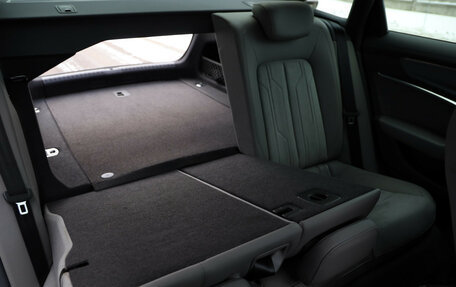 Audi A6, 2018 год, 4 299 000 рублей, 30 фотография