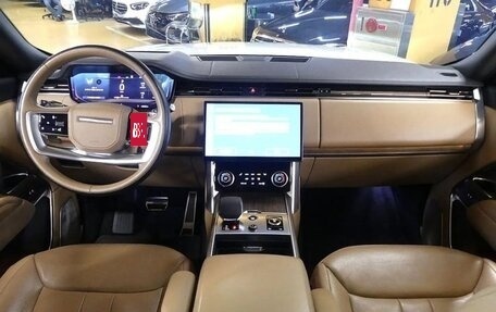 Land Rover Range Rover IV рестайлинг, 2023 год, 16 980 000 рублей, 7 фотография