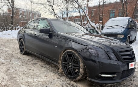 Mercedes-Benz E-Класс, 2012 год, 1 600 000 рублей, 3 фотография