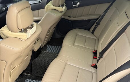 Mercedes-Benz E-Класс, 2012 год, 1 600 000 рублей, 8 фотография