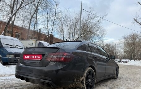 Mercedes-Benz E-Класс, 2012 год, 1 600 000 рублей, 4 фотография