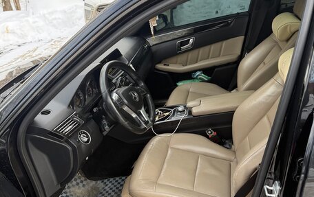 Mercedes-Benz E-Класс, 2012 год, 1 600 000 рублей, 10 фотография