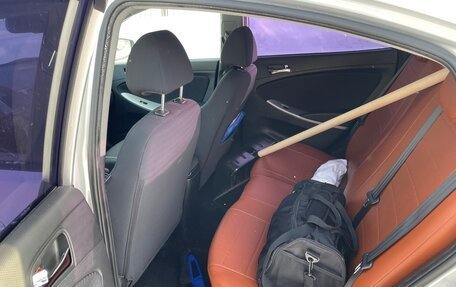 Hyundai Solaris II рестайлинг, 2013 год, 830 000 рублей, 6 фотография