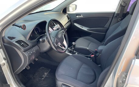 Hyundai Solaris II рестайлинг, 2013 год, 830 000 рублей, 7 фотография