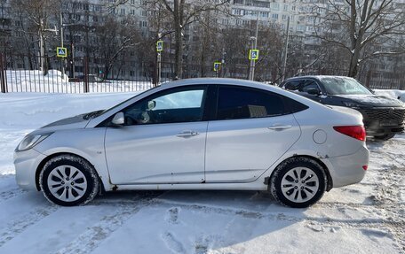 Hyundai Solaris II рестайлинг, 2013 год, 830 000 рублей, 4 фотография