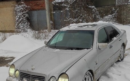 Mercedes-Benz E-Класс, 1997 год, 170 000 рублей, 2 фотография