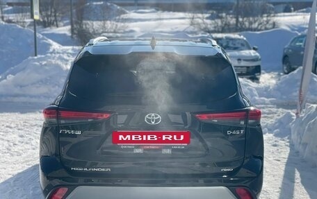 Toyota Highlander, 2025 год, 5 400 000 рублей, 6 фотография