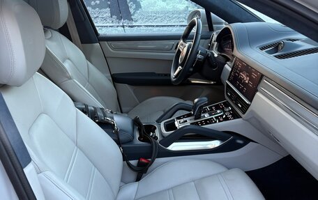 Porsche Cayenne III, 2021 год, 15 000 000 рублей, 10 фотография