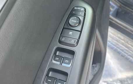 KIA Sportage IV рестайлинг, 2019 год, 2 600 000 рублей, 4 фотография