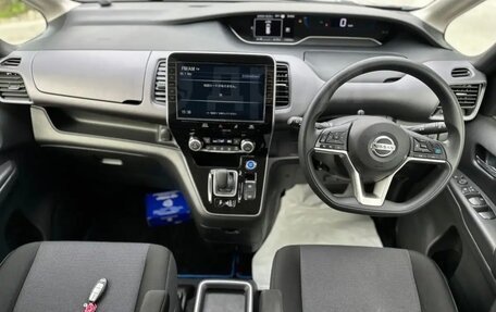 Nissan Serena IV, 2021 год, 2 500 000 рублей, 4 фотография