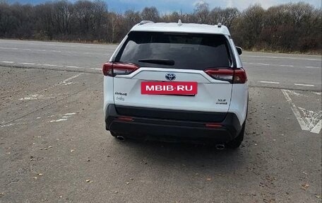 Toyota RAV4, 2020 год, 3 500 000 рублей, 7 фотография