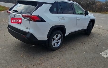 Toyota RAV4, 2020 год, 3 500 000 рублей, 4 фотография