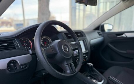 Volkswagen Jetta VI, 2012 год, 1 550 000 рублей, 13 фотография