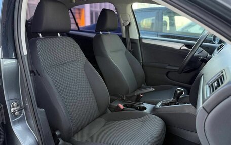 Volkswagen Jetta VI, 2012 год, 1 550 000 рублей, 15 фотография