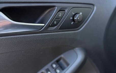 Volkswagen Jetta VI, 2012 год, 1 550 000 рублей, 18 фотография