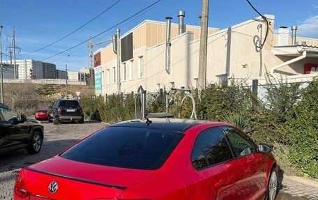 Volkswagen Jetta VI, 2012 год, 1 300 000 рублей, 1 фотография