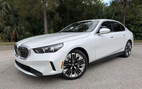 BMW 5 серия, 2026 год, 4 980 000 рублей, 1 фотография