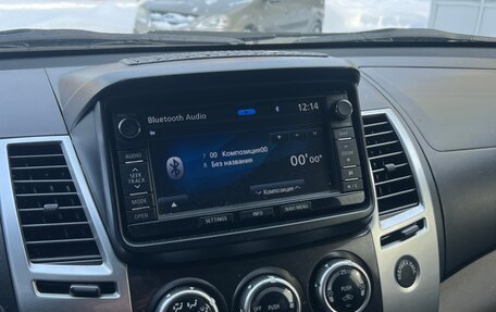 Mitsubishi Pajero Sport II рестайлинг, 2013 год, 1 650 000 рублей, 1 фотография