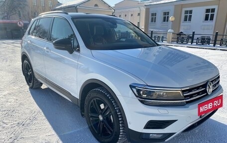 Volkswagen Tiguan II, 2019 год, 2 550 000 рублей, 4 фотография