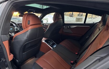 BMW 8 серия, 2021 год, 8 320 000 рублей, 10 фотография