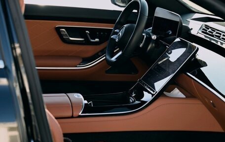 Mercedes-Benz S-Класс, 2022 год, 18 750 000 рублей, 2 фотография