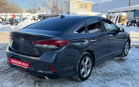 Hyundai Sonata VII, 2018 год, 900 000 рублей, 5 фотография