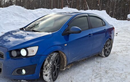 Chevrolet Aveo III, 2012 год, 800 000 рублей, 3 фотография
