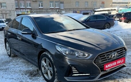 Hyundai Sonata VII, 2018 год, 900 000 рублей, 3 фотография
