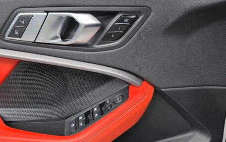 BMW 1 серия, 2021 год, 2 937 000 рублей, 16 фотография