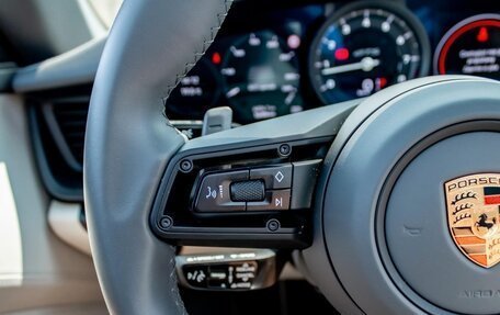 Porsche 911, 2024 год, 27 490 000 рублей, 8 фотография