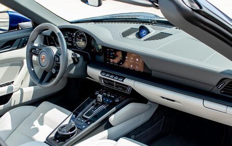 Porsche 911, 2024 год, 27 490 000 рублей, 6 фотография