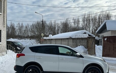 Toyota RAV4, 2014 год, 2 095 000 рублей, 6 фотография