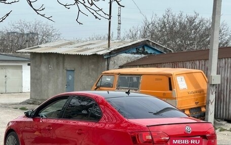 Volkswagen Jetta VI, 2012 год, 1 300 000 рублей, 13 фотография