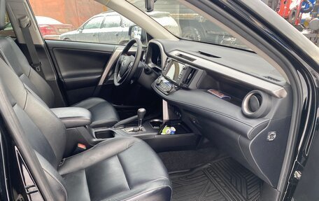 Toyota RAV4, 2019 год, 2 980 000 рублей, 15 фотография