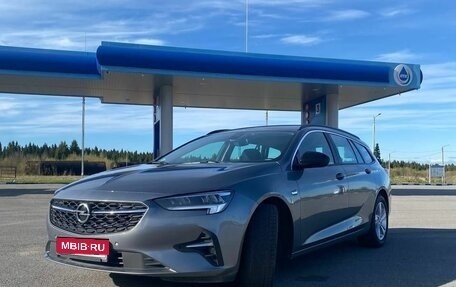 Opel Insignia II рестайлинг, 2020 год, 1 900 000 рублей, 1 фотография