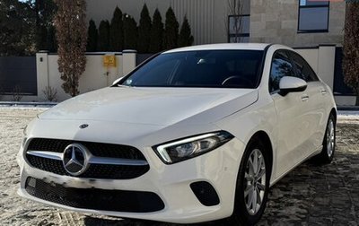 Mercedes-Benz A-Класс, 2022 год, 2 400 000 рублей, 1 фотография