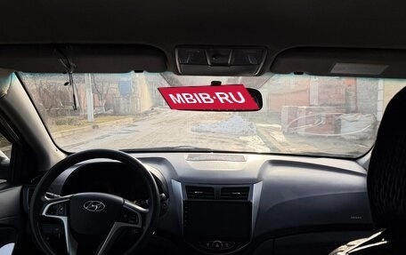 Hyundai Solaris II рестайлинг, 2013 год, 685 000 рублей, 7 фотография