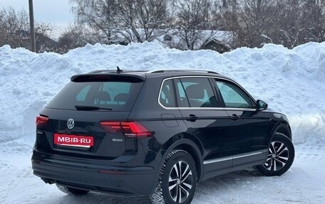 Volkswagen Tiguan II, 2019 год, 3 090 000 рублей, 2 фотография