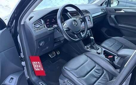 Volkswagen Tiguan II, 2019 год, 3 090 000 рублей, 7 фотография