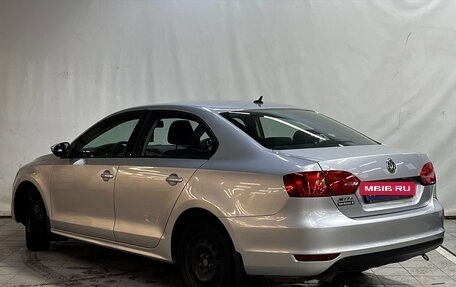 Volkswagen Jetta VI, 2013 год, 870 000 рублей, 4 фотография