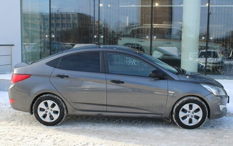 Hyundai Solaris II рестайлинг, 2015 год, 890 000 рублей, 5 фотография