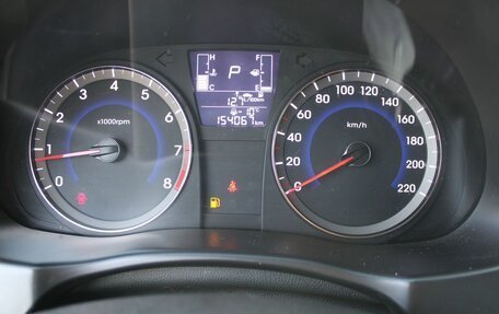 Hyundai Solaris II рестайлинг, 2015 год, 890 000 рублей, 7 фотография