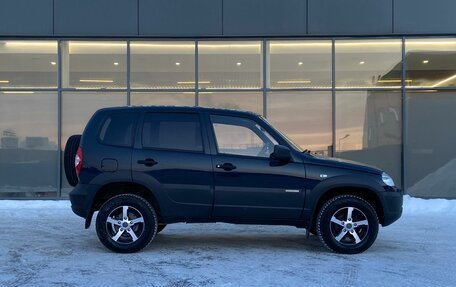 Chevrolet Niva I рестайлинг, 2015 год, 599 000 рублей, 3 фотография