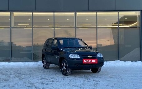 Chevrolet Niva I рестайлинг, 2015 год, 599 000 рублей, 2 фотография