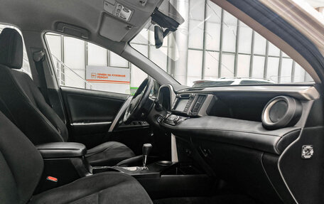 Toyota RAV4, 2014 год, 1 650 000 рублей, 11 фотография