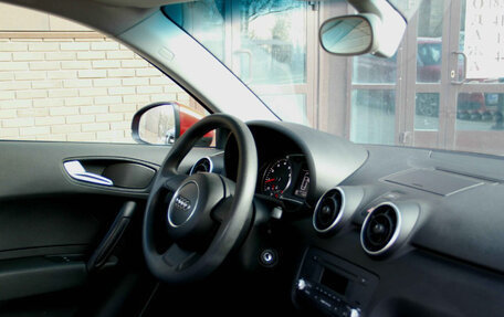 Audi A1, 2011 год, 750 000 рублей, 3 фотография